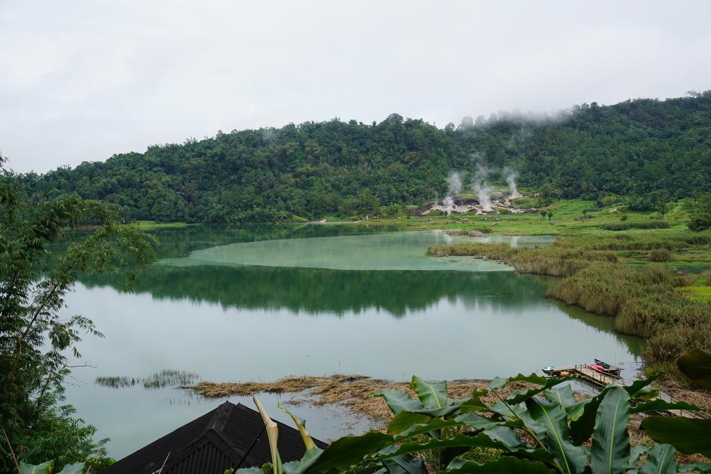 Green Lake Linow Hotel Tomohon Екстериор снимка